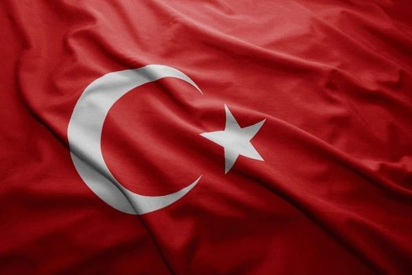 İdlib’de rejim güçleriyle çıkan çatışmada 4 askerimizin şehit olduğunu 1’i ağır 9 askerimizinde yaralandı.