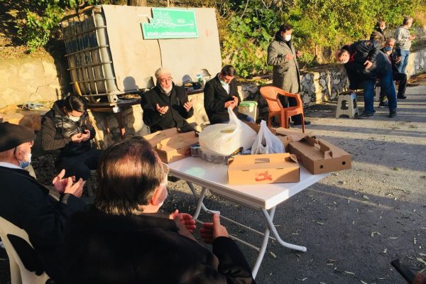 Şeyh Osman Siraceddin Nakşebendi’nin Muhterem eşi Sultan Ana vefat etti.